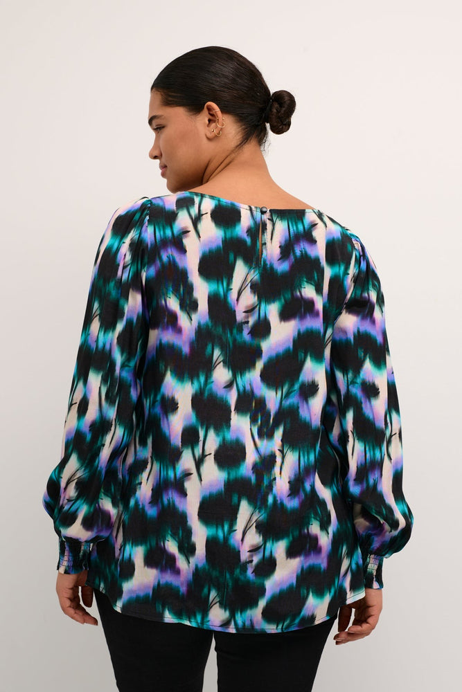 Kaffe Curve plus size amy blouse fall floral print blouse with long sleeves Manitoba Canada