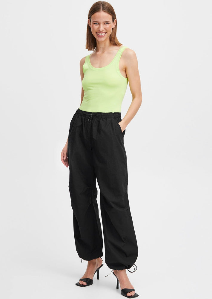 
            
                Load image into Gallery viewer, b.young dafie cotton black drawstring waist loose fit cargo pants Manitoba Canada
            
        