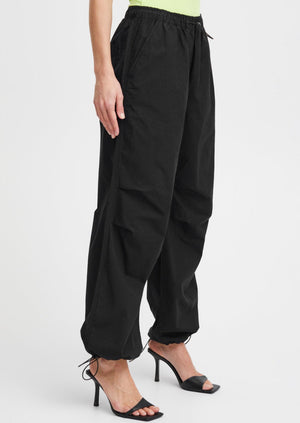 
            
                Load image into Gallery viewer, b.young dafie pull on elastic drawstring waist black cotton jogger parachute pants casualwear womens Manitoba Canada
            
        