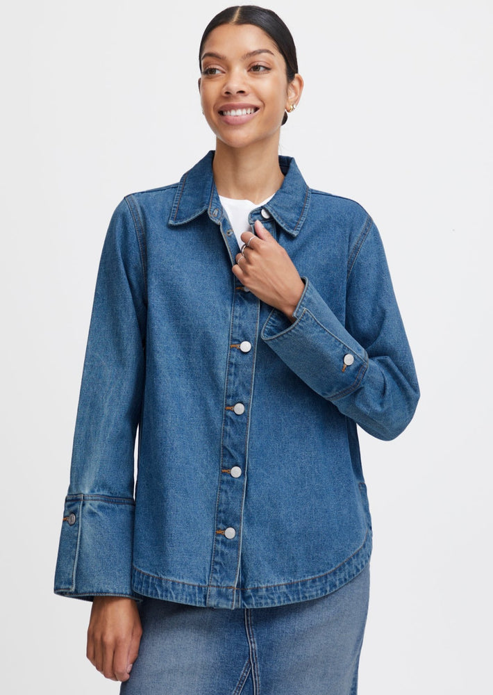 
            
                Load image into Gallery viewer, b.young kitta mid blue medium weight denim collared button front classic shirt jacket Manitoba Canada
            
        