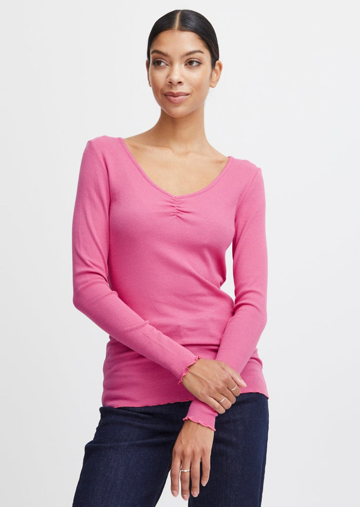 
            
                Load image into Gallery viewer, Byoung sanana long sleeve rib knit rouched v-neck basic lettuce trim top super pink Manitoba Canada
            
        