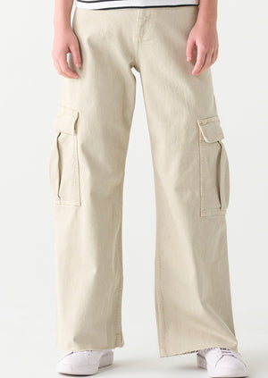 
            
                Load image into Gallery viewer, Dex Clothing beige cargo pocket stretch denim ankle pant Manitoba Canada
            
        