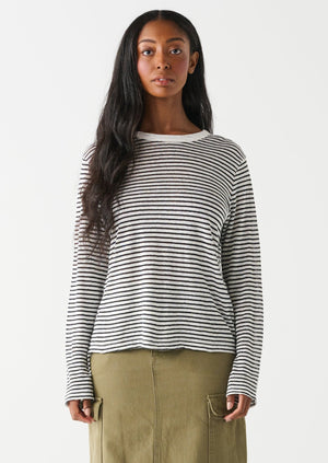 
            
                Load image into Gallery viewer, Dex 2324006 linen blend basic crew neck black and white stripe long sleeve t-shirt Manitoba Canada
            
        