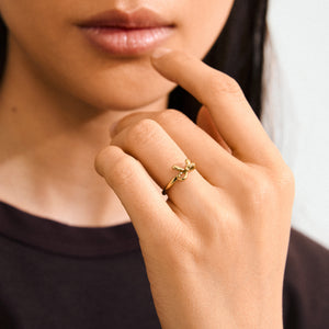 Lulu - Bow Stacking Ring