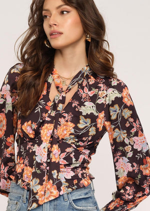 Heartloom hallie silk like satin dark floral print dressy blouse Manitoba Canada