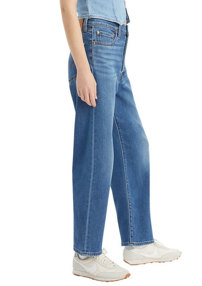Levis stretch ribcage high rise button fly stretch mid tone inidgo hitzig mid straight leg tapered flare ankle length cropped denim jeans Manitoba Canada