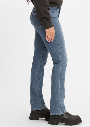 
            
                Load image into Gallery viewer, Levi Strauss 314 stretch shaping straight leg light wash lapis gem 32&amp;quot; inseam everyday easy fit jean Manitoba Canada
            
        