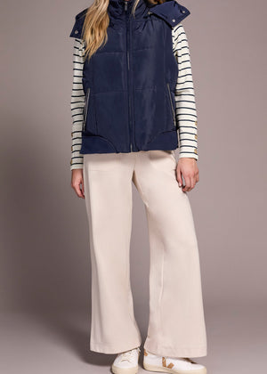 Puffer Vest, Navy, Sapphire, Fall, Spring, Rink outfits, Winnipeg, Manitoba, Canada, Tribal Clothing, Transitional Wardrobe. 