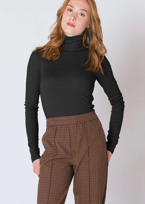 Sia Turtleneck