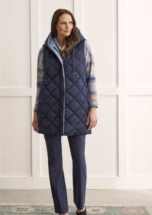 
            
                Load image into Gallery viewer, Pippa Reversible Hooded Puffer
            
        