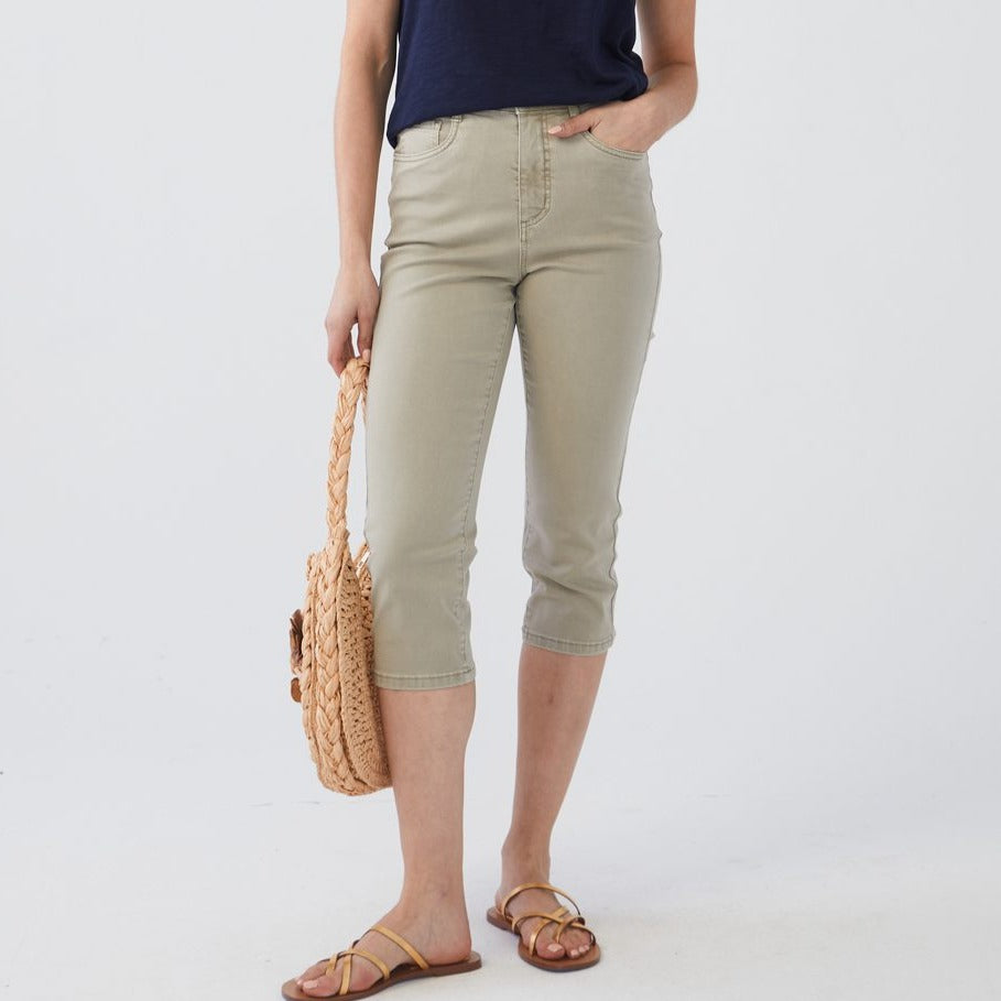 FDJ Bay Leaf Suzanne Manitoba Canada Capri